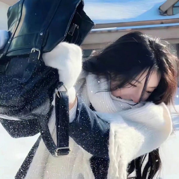 来自火星的恶魔女孩